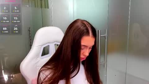 Anya online show from June 17, 11:55 am