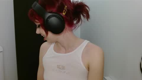 Lila online show from March 8, 1:35 am