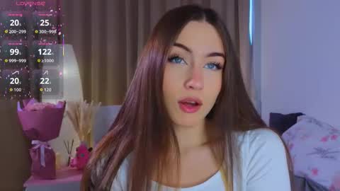 Vicki online show from December 18, 9:03 am