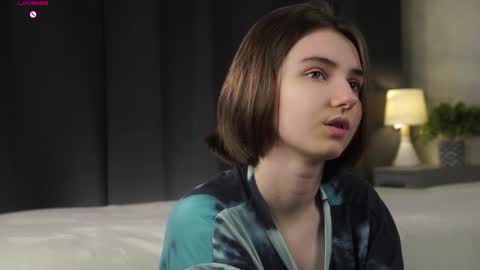 Meghan online show from February 18, 1:32 pm