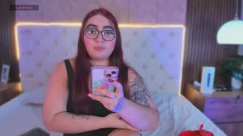 apriilfox online show from April 11, 7:45 am