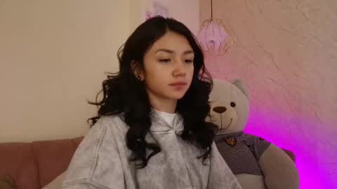   online show from November 20, 12:17 pm