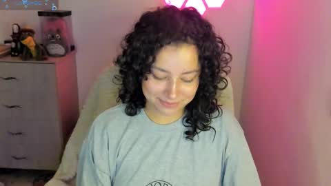 aqua emilly online show from November 12, 12:52 am