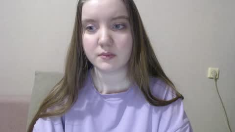 Josefin online show from January 7, 2:19 pm