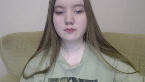 Josefin online show from December 19, 8:39 am