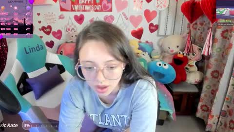 Linda online show from February 20, 2:10 am