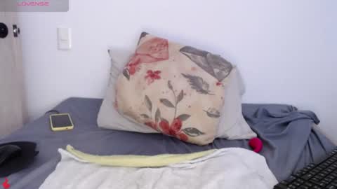 AriaBronw online show from July 15, 3:28 pm