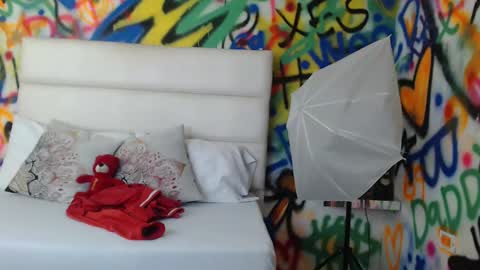 aria online show from January 16, 11:04 am