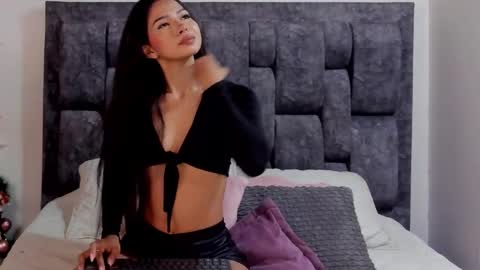 aria online show from February 18, 8:19 pm