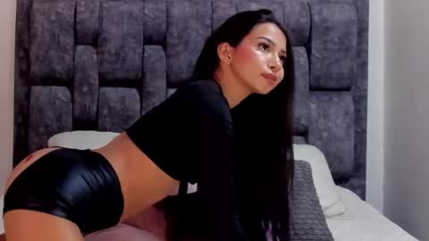 aria online show from March 3, 8:26 pm