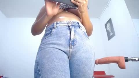 ariacoral online show from September 12, 3:30 pm