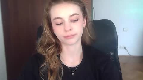AriaCreazy online show from July 1, 2:38 pm