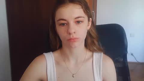 AriaCreazy online show from June 22, 6:21 am