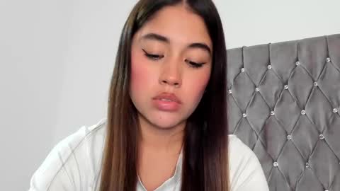 Aria Montgomery online show from January 28, 4:50 am