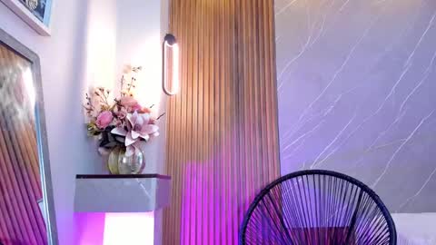 Ariana online show from March 7, 12:45 pm