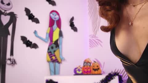 Snapshot of arianaa_jones chatting on October 22, 1:16 pm online show from October 22, 1:16 pm