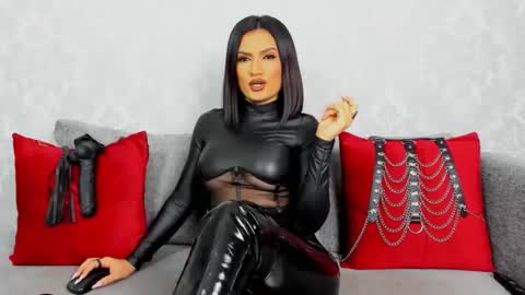 Arianaawild online show from December 1, 6:43 pm