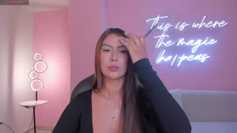Ariana Dumont online show from July 4, 11:28 am