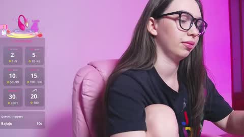 arianahot777 online show from May 15, 3:22 am