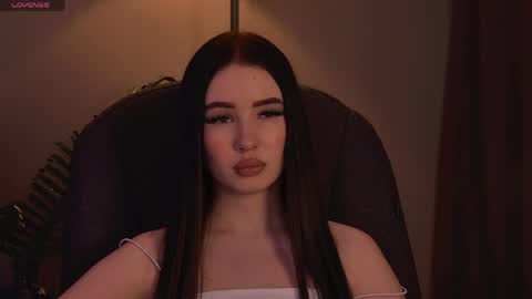 arianapurr online show from April 9, 4:01 pm