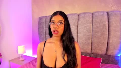 arianna_roxe_ online show from June 11, 7:38 am