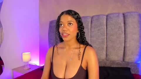 arianna_roxe_ online show from June 4, 5:23 am