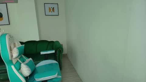 arianna_sweeet online show from October 7, 3:33 am