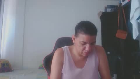 ariannaloovel online show from April 22, 6:16 pm