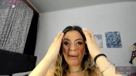 ariannawil online show from January 16, 12:39 am