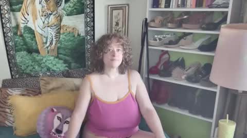 Arielle Ari online show from November 5, 5:18 pm