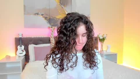 Ariella GTM3  Tue Wed Thu Fri Sat  0400 am-1030pm online show from December 9, 1:07 am