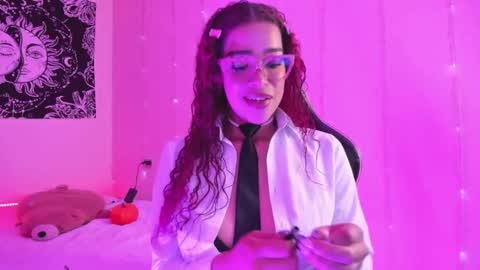 arii online show from October 10, 6:57 pm