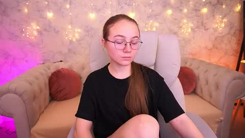 arrinawair online show from February 20, 8:38 am