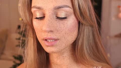 Snapshot of artease chatting on December 22, 11:00 am Arti  Next Streams -  online show from December 22, 11:00 am