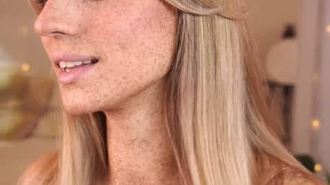 Snapshot of artease chatting on December 20, 10:16 am Arti  Next Streams -  online show from December 20, 10:16 am