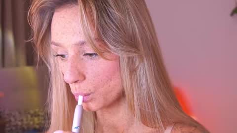 Snapshot of artease chatting on October 31, 9:35 am Arti  Next Streams -  online show from October 31, 9:35 am