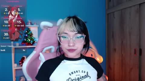 Lenna online show from December 17, 5:07 am