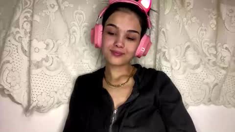 Amina online show from January 10, 7:29 pm