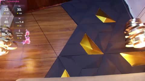 sofia online show from March 20, 11:15 am