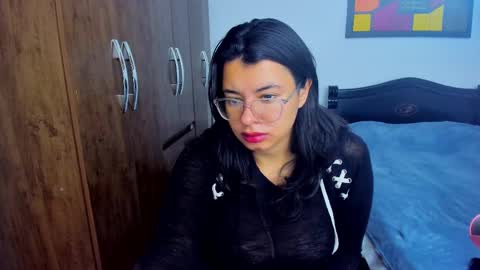 Snapshot of arya_miller chatting on March 2, 1:09 pm Arya Miller online show from March 2, 1:09 pm