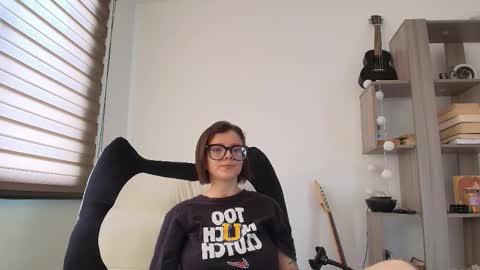 Ary 3 online show from February 6, 3:15 pm