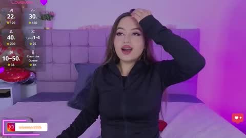 arycooper_ online show from March 28, 11:54 am