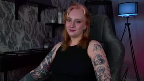 AshleyAshe  online show from April 18, 2:25 am