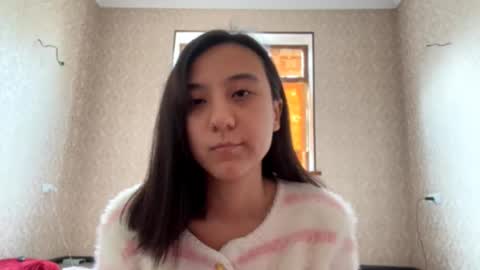 Snapshot of ashleebaxa chatting on October 26, 5:58 am Astrid online show from October 26, 5:58 am