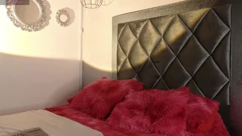 Ashley online show from April 22, 9:34 pm