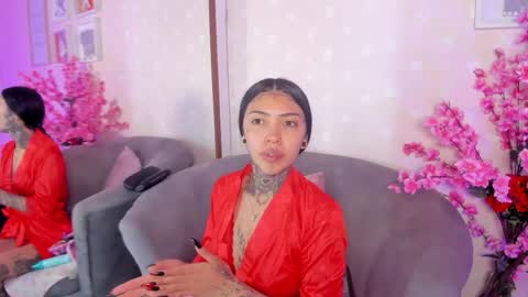 ashley_blum_ online show from April 9, 11:48 am