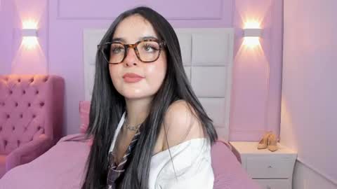 ashley_petit online show from May 9, 1:35 pm