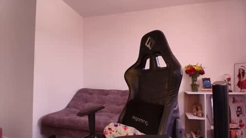 Ashley online show from September 25, 4:17 pm