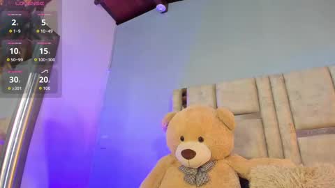 AshleyHill online show from September 22, 4:00 am