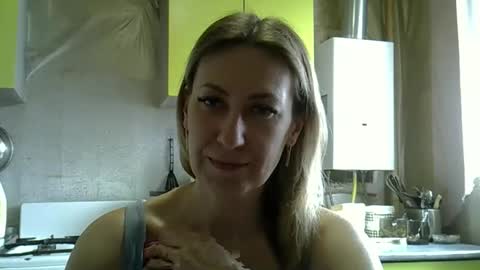 AshleyXHoney online show from March 18, 8:30 am